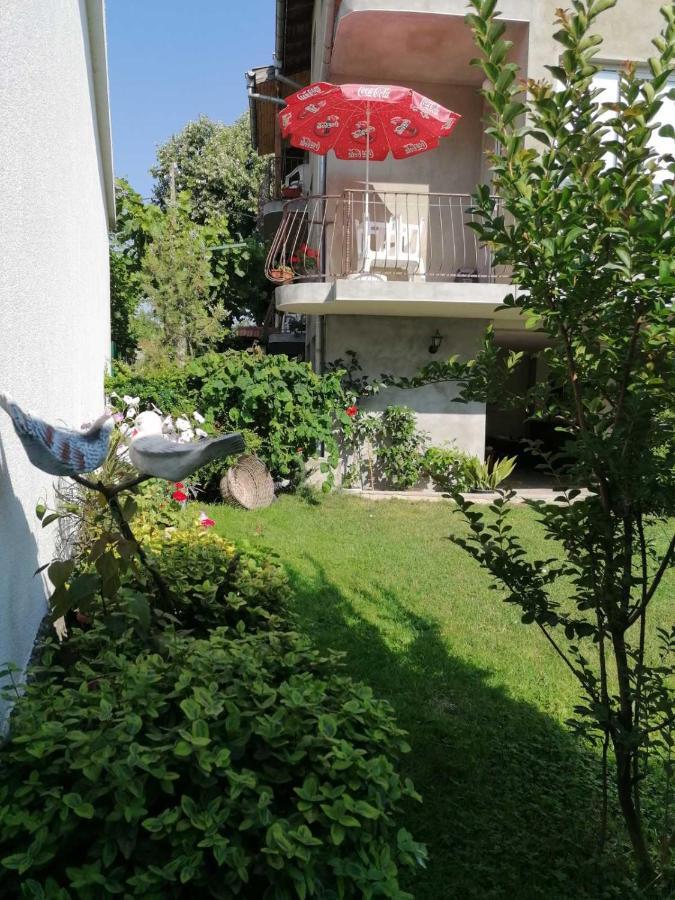 Guest House Sokratovi Obzor Εξωτερικό φωτογραφία