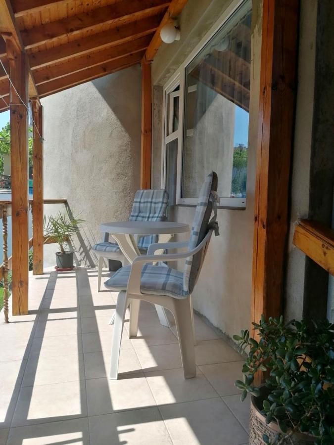 Guest House Sokratovi Obzor Εξωτερικό φωτογραφία