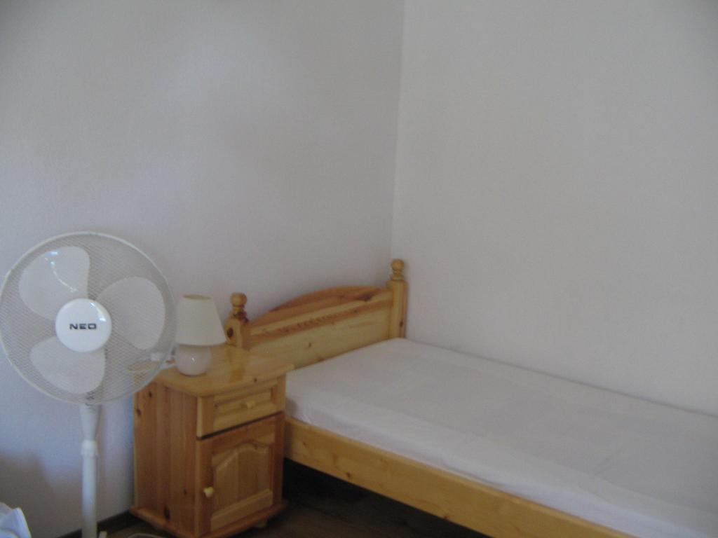 Guest House Sokratovi Obzor Δωμάτιο φωτογραφία