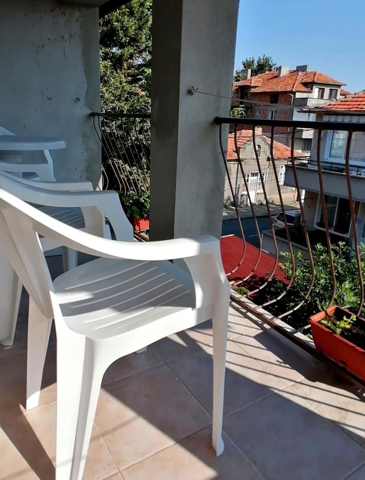 Guest House Sokratovi Obzor Εξωτερικό φωτογραφία