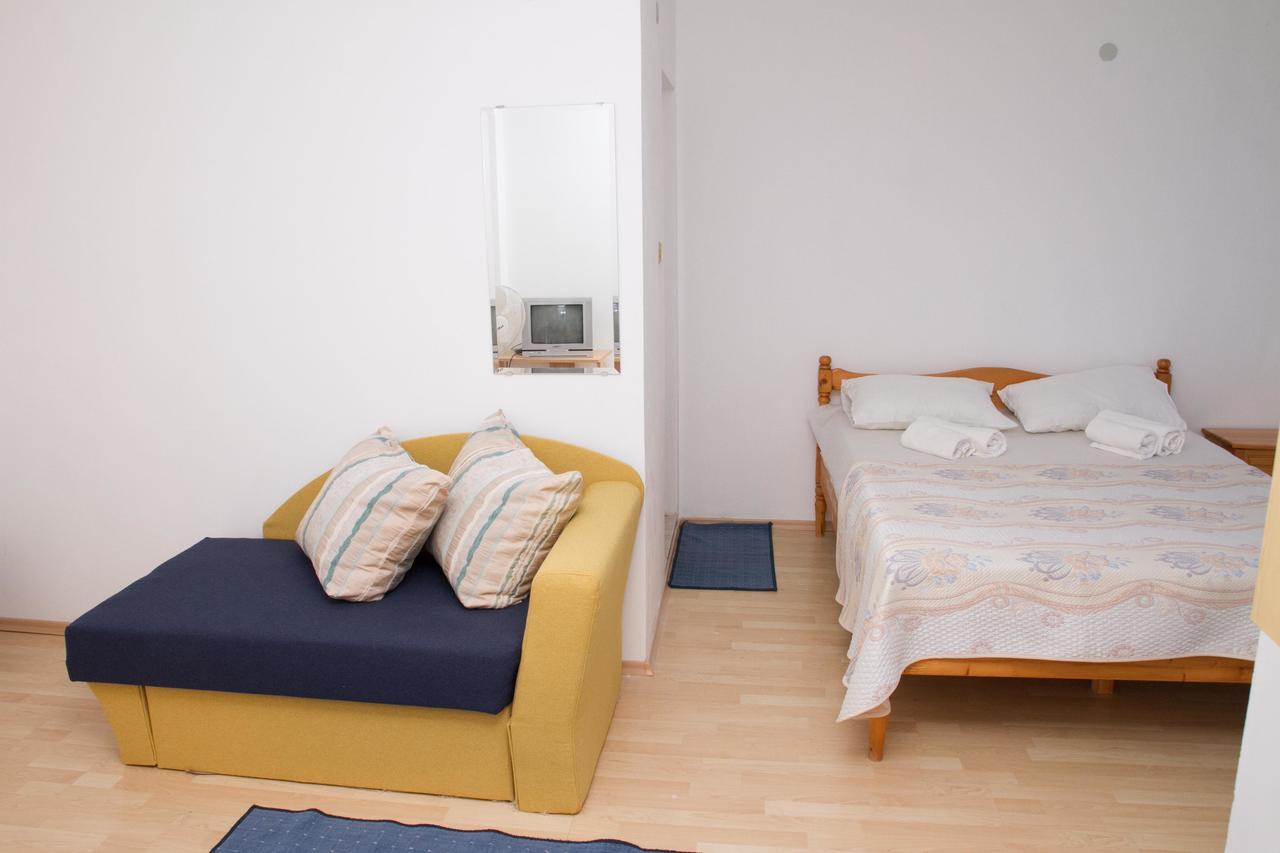 Guest House Sokratovi Obzor Εξωτερικό φωτογραφία