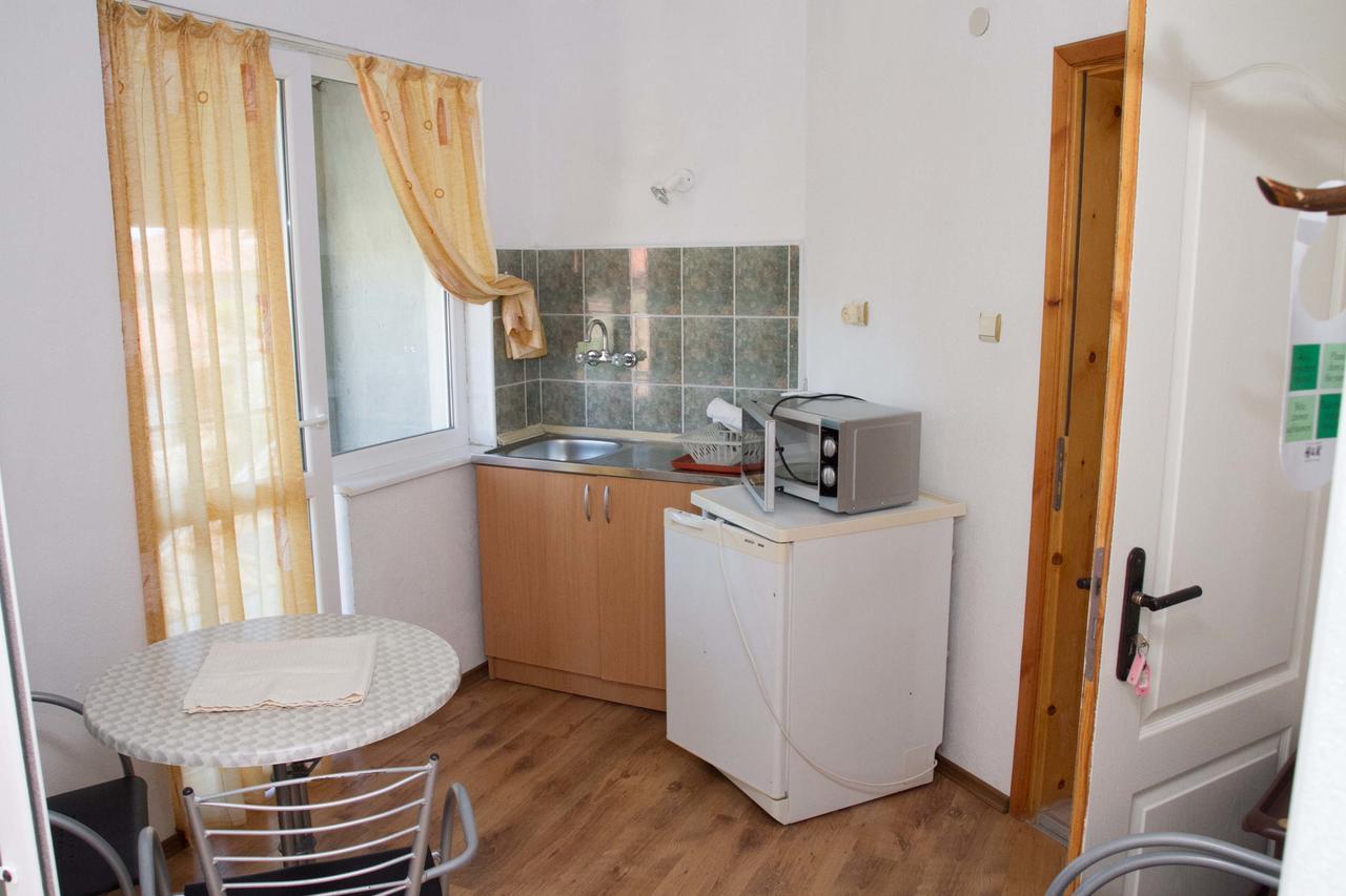 Guest House Sokratovi Obzor Εξωτερικό φωτογραφία