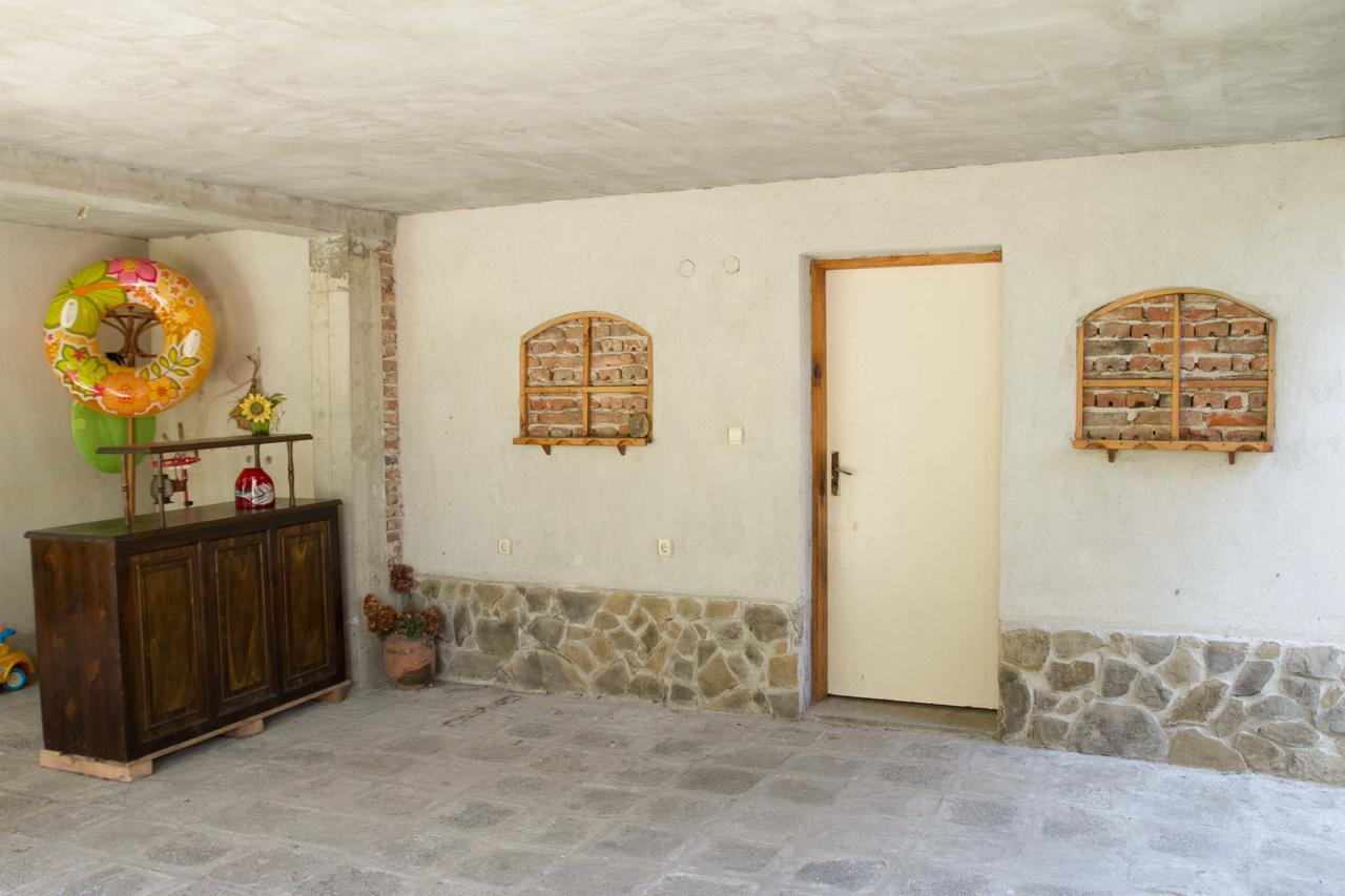 Guest House Sokratovi Obzor Εξωτερικό φωτογραφία