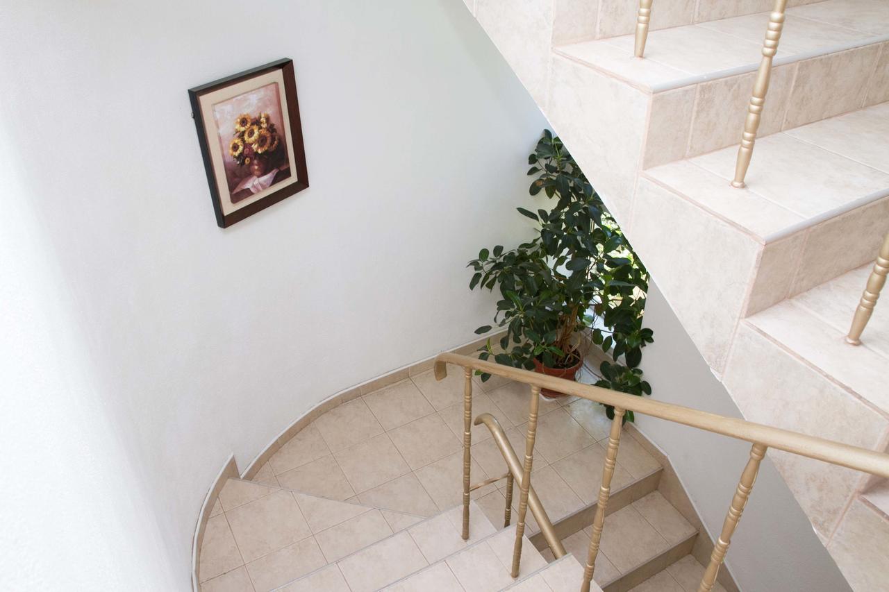 Guest House Sokratovi Obzor Εξωτερικό φωτογραφία
